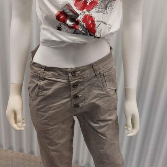 Femme fatale woman shirt - Picture 3 of 3